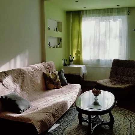 Cosy In Apartment *